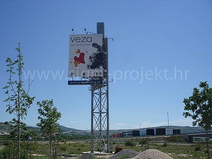NOSAČI ANTENA  U MASCI DUGOPOLJE